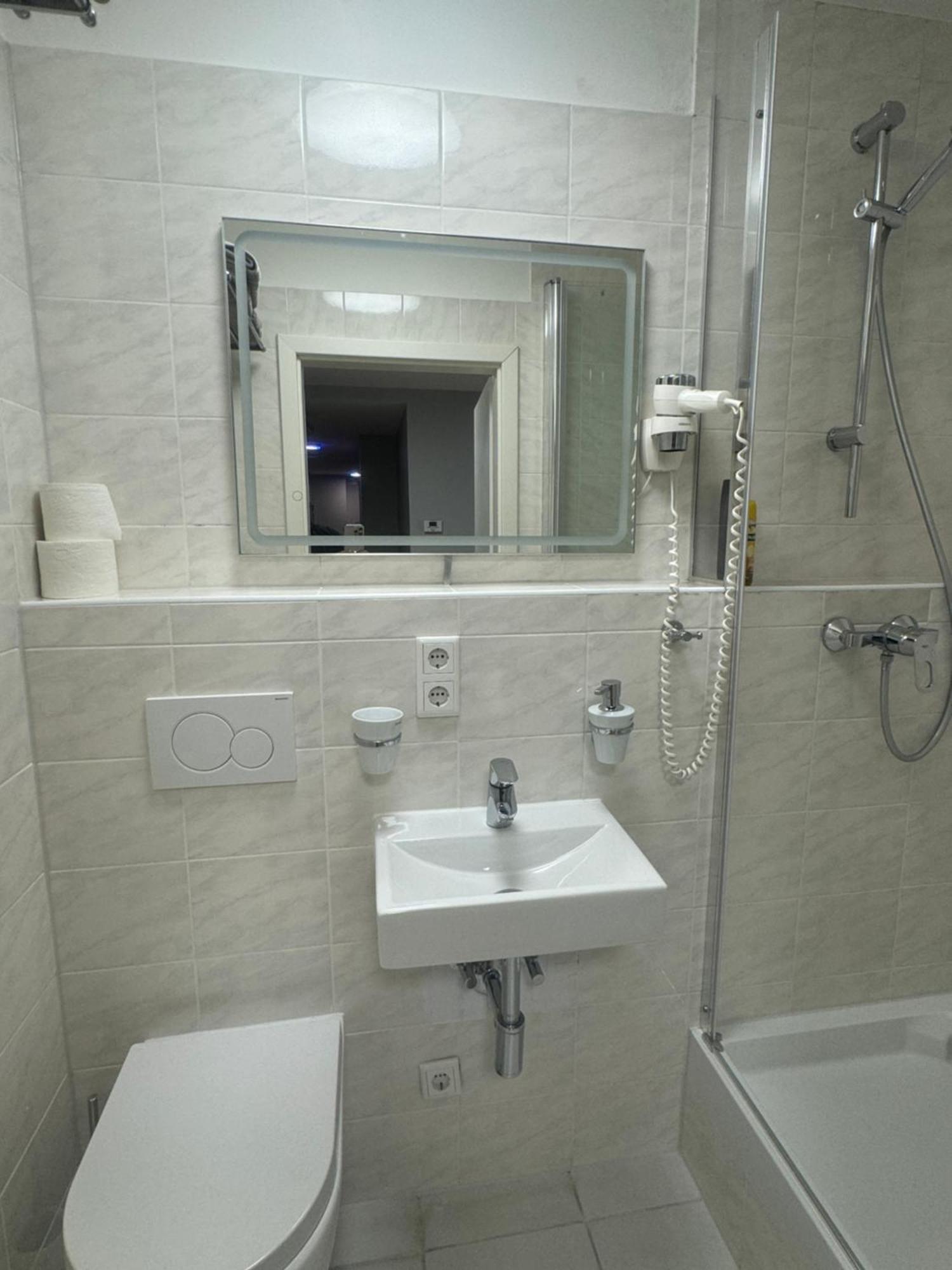 Studio Apartment Am Hauptbahnhof N2 Nürnberg Dış mekan fotoğraf